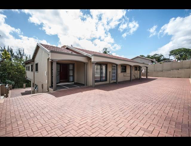 4 BEDROOM HOUSE SOLD IN ATHOLL HEIGHTS